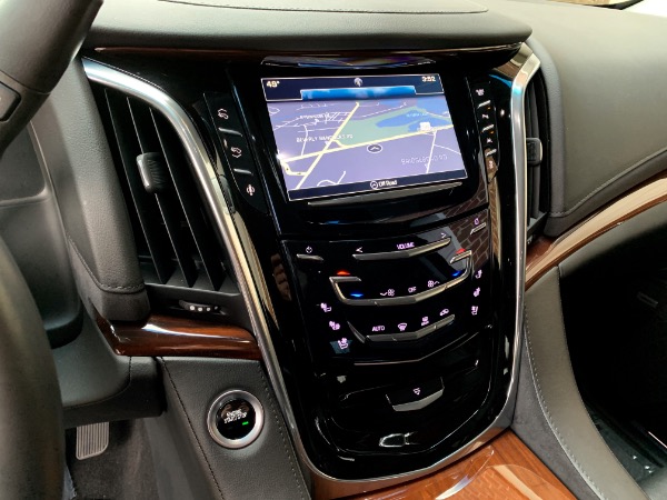 Used-2016-Cadillac-Escalade-Luxury-Collection