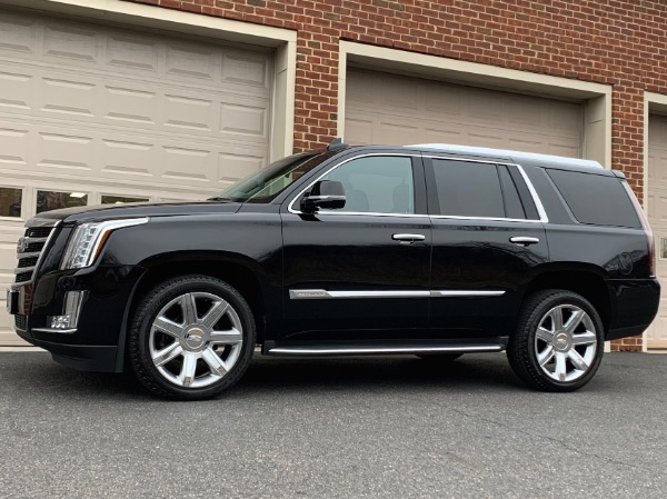 Used-2016-Cadillac-Escalade-Luxury-Collection