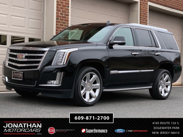 Used-2016-Cadillac-Escalade-Luxury-Collection