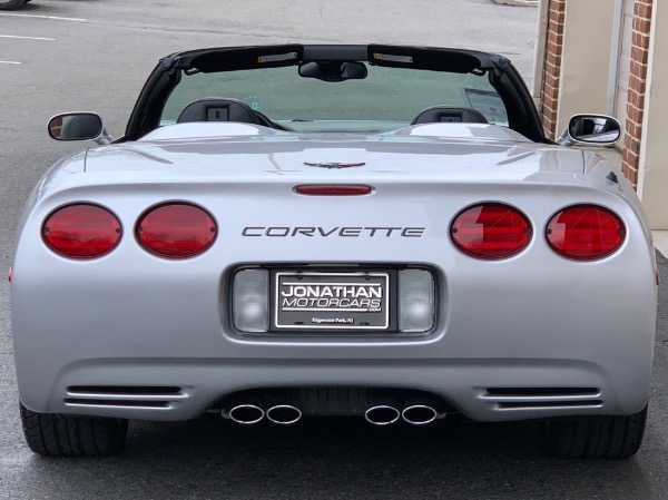 Used-2001-Chevrolet-Corvette-Convertible