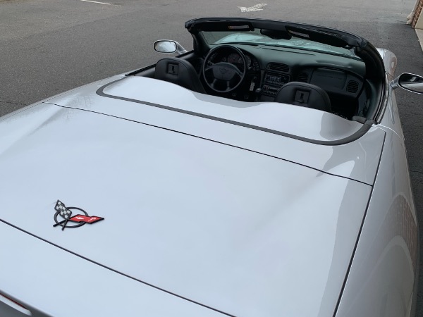 Used-2001-Chevrolet-Corvette-Convertible