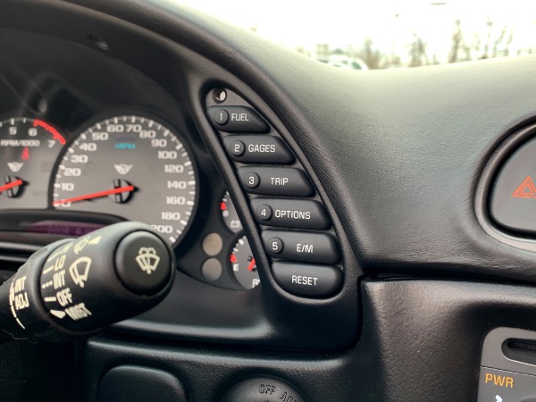 Used-2001-Chevrolet-Corvette-Convertible