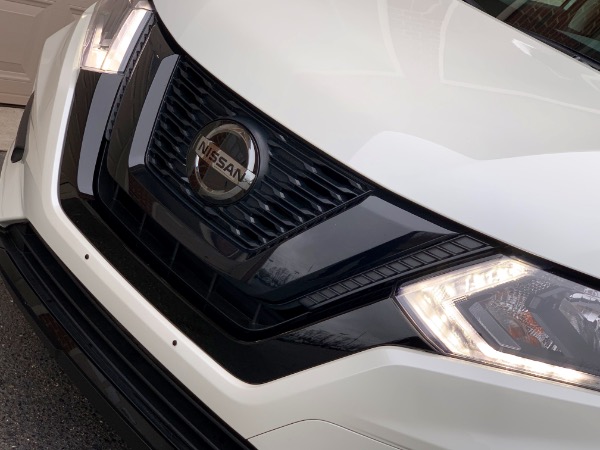 Used-2018-Nissan-Rogue-SV-Midnight