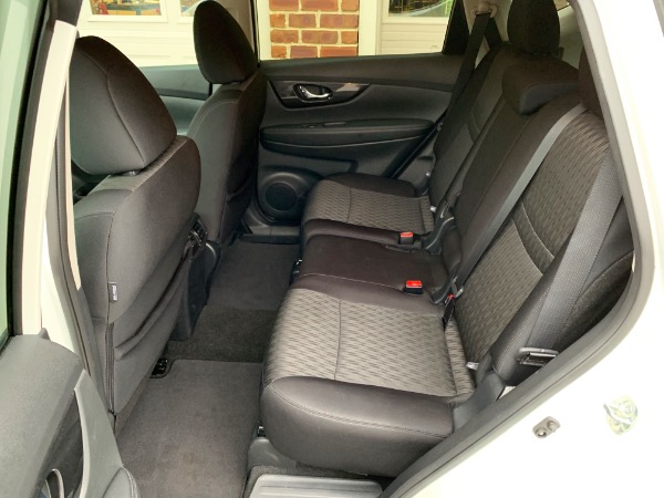 Used-2018-Nissan-Rogue-SV-Midnight