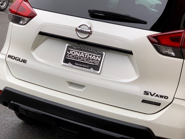 Used-2018-Nissan-Rogue-SV-Midnight