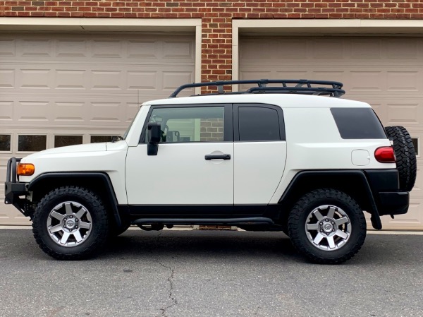 Used-2014-Toyota-FJ-Cruiser-Convenience