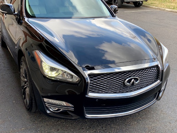 Used-2016-INFINITI-Q70-37-AWD-Sport