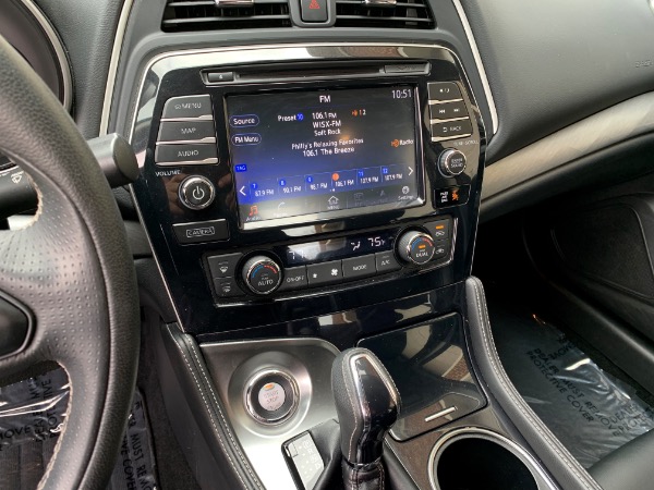 Used-2017-Nissan-Maxima-35-SV