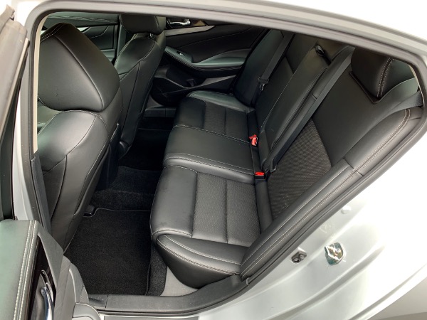 Used-2017-Nissan-Maxima-35-SV