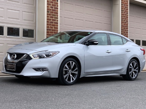 Used-2017-Nissan-Maxima-35-SV