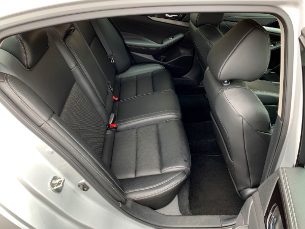 Used-2017-Nissan-Maxima-35-SV