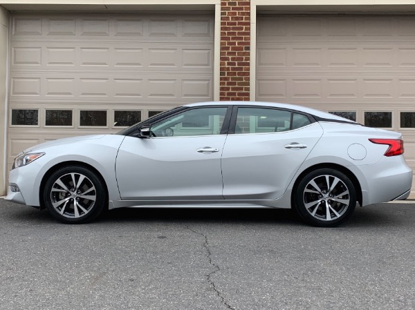 Used-2017-Nissan-Maxima-35-SV