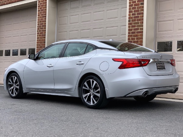 Used-2017-Nissan-Maxima-35-SV