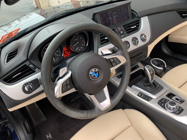 Used-2009-BMW-Z4-sDrive35i