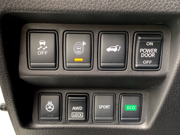 Used-2017-Nissan-Rogue-SV-Premium