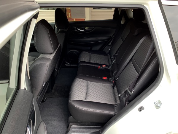 Used-2017-Nissan-Rogue-SV-Premium