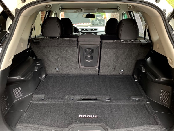 Used-2017-Nissan-Rogue-SV-Premium
