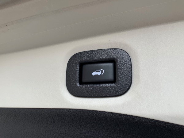 Used-2017-Nissan-Rogue-SV-Premium