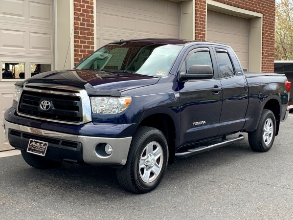 Used-2010-Toyota-Tundra-SR5