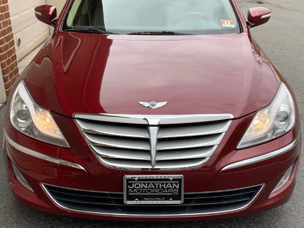 Used-2013-Hyundai-Genesis-38L