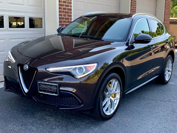 Used-2018-Alfa-Romeo-Stelvio-Ti