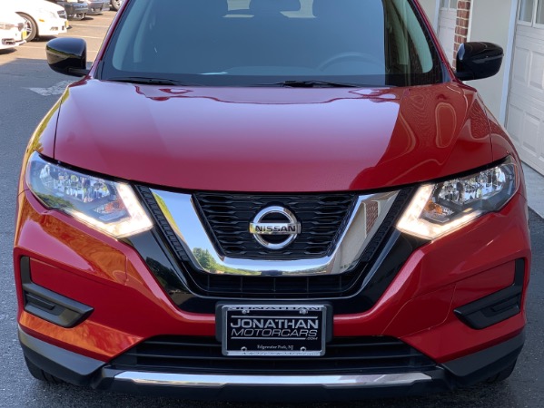 Used-2017-Nissan-Rogue-SV-Mid-Night