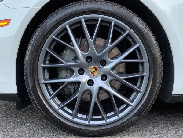 Used-2017-Porsche-Panamera-4S