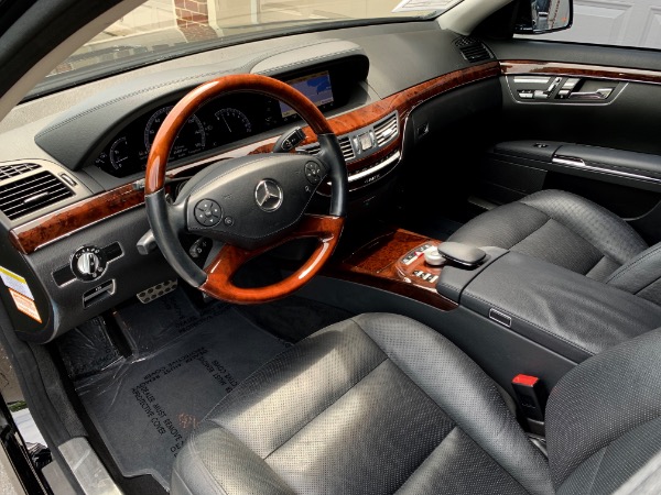 Used-2012-Mercedes-Benz-S-Class-S-550-4MATIC