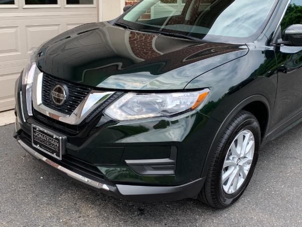 Used-2020-Nissan-Rogue-SV