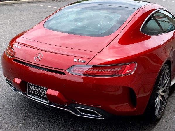 Used-2019-Mercedes-Benz-AMG-GT-C