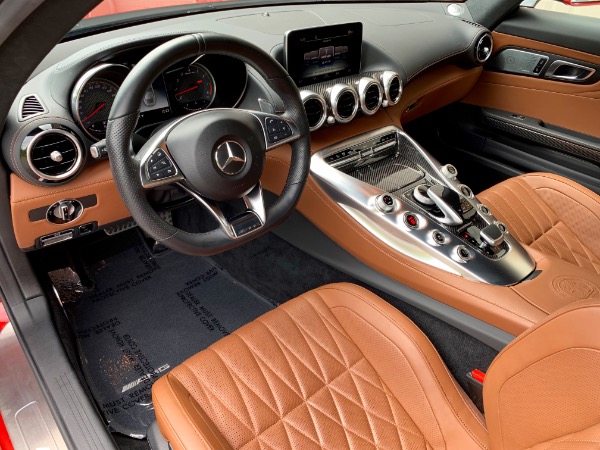 Used-2019-Mercedes-Benz-AMG-GT-C