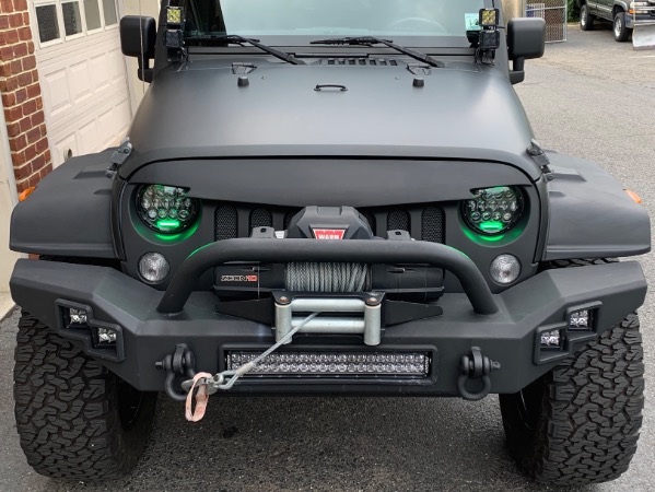 Used-2015-Jeep-Wrangler-Unlimited-Rubicon-JMC-Custom
