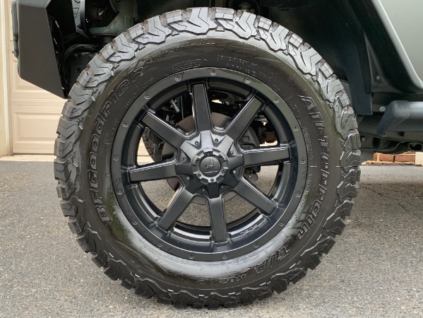 Used-2015-Jeep-Wrangler-Unlimited-Rubicon-JMC-Custom