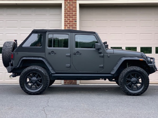 Used-2015-Jeep-Wrangler-Unlimited-Rubicon-JMC-Custom