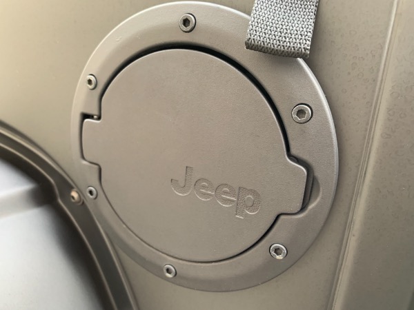 Used-2015-Jeep-Wrangler-Unlimited-Rubicon-JMC-Custom
