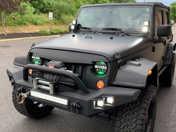 Used-2015-Jeep-Wrangler-Unlimited-Rubicon-JMC-Custom