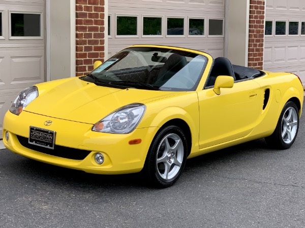 Used-2003-Toyota-MR2-Spyder