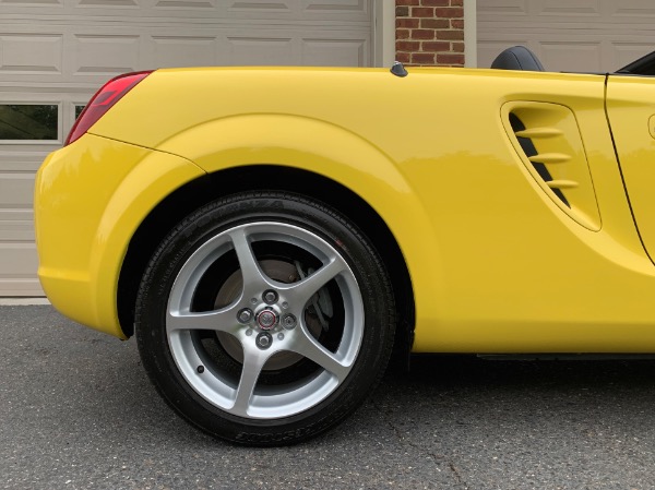 Used-2003-Toyota-MR2-Spyder