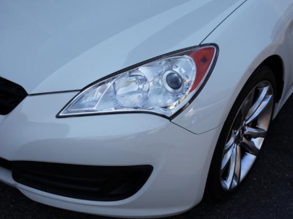 Used-2012-Hyundai-Genesis-Coupe-20T-R-Spec