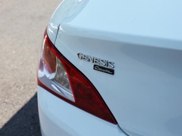Used-2012-Hyundai-Genesis-Coupe-20T-R-Spec