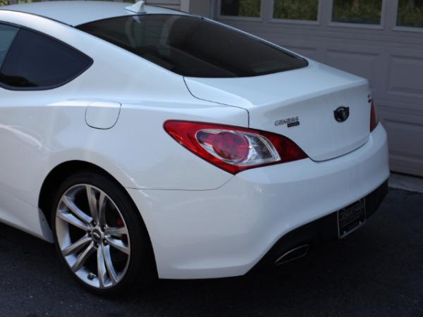 Used-2012-Hyundai-Genesis-Coupe-20T-R-Spec