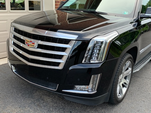 Used-2016-Cadillac-Escalade-Luxury-Collection