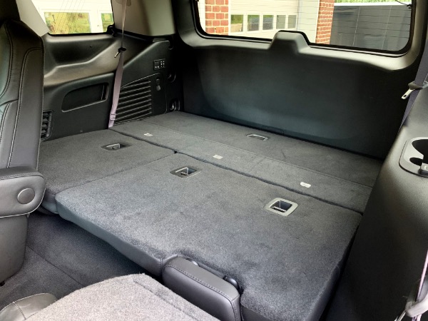 Used-2016-Cadillac-Escalade-Luxury-Collection