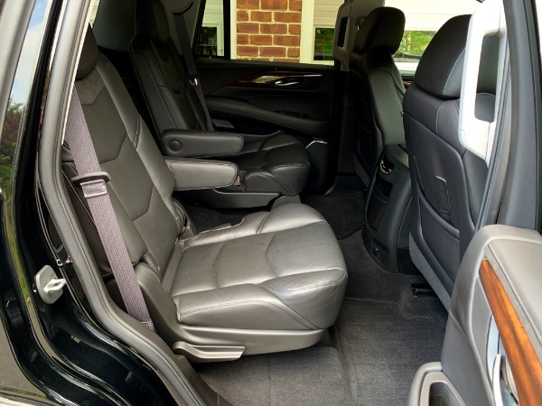 Used-2016-Cadillac-Escalade-Luxury-Collection