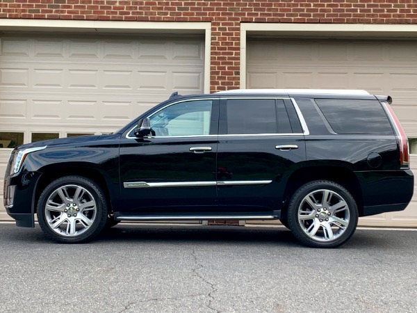 Used-2016-Cadillac-Escalade-Luxury-Collection
