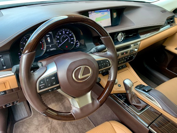 Used-2016-Lexus-ES-350-Luxury