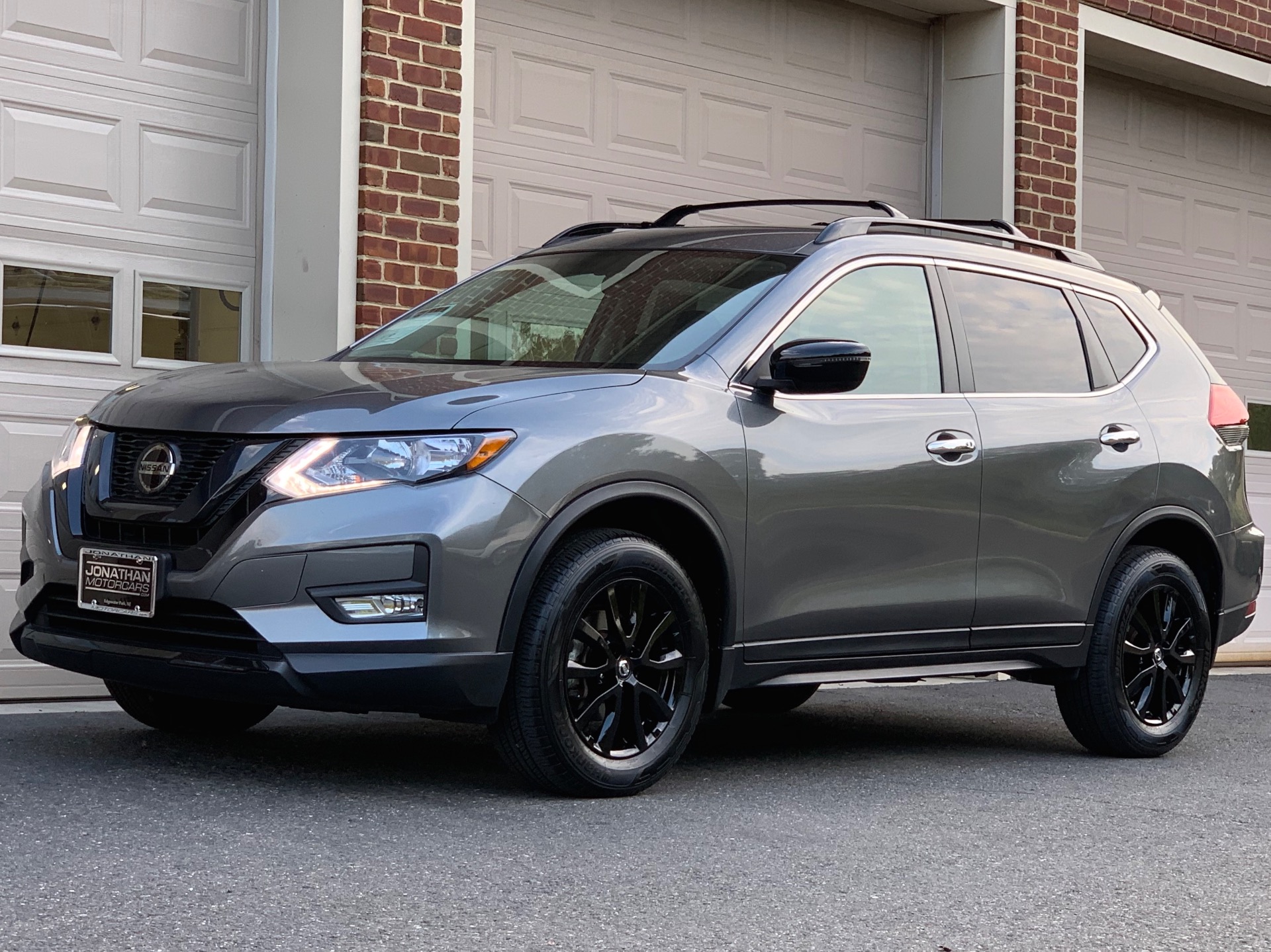 2018 Nissan Rogue SV Midnight Stock 757041 for sale near Edgewater