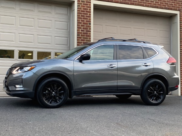 Used-2018-Nissan-Rogue-SV-Midnight