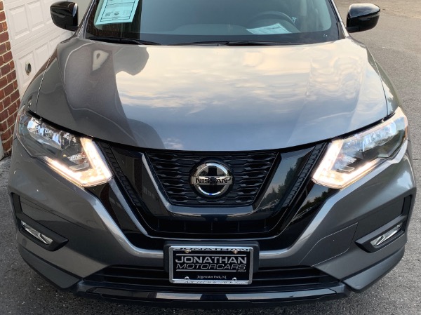 Used-2018-Nissan-Rogue-SV-Midnight