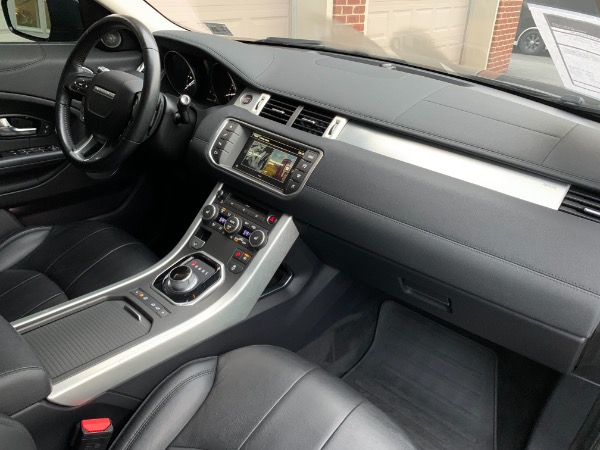 Used-2016-Land-Rover-Range-Rover-Evoque-SE